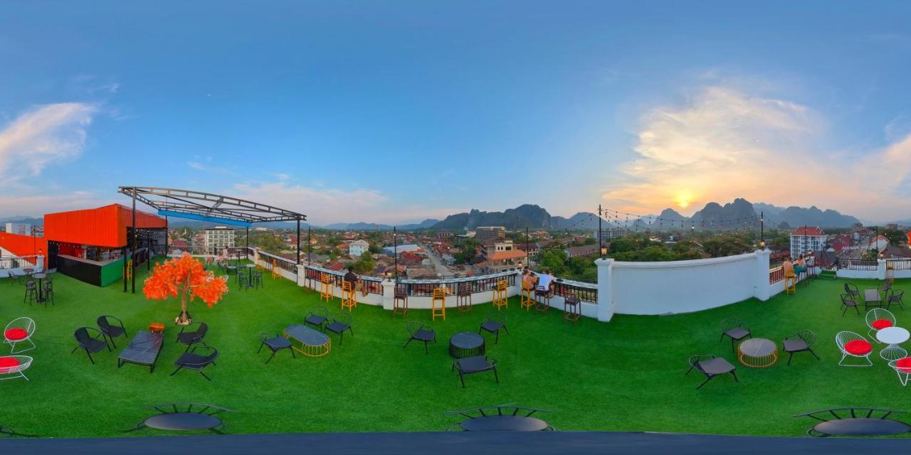 Confetti Garden Hotel Vang Vieng Exterior photo