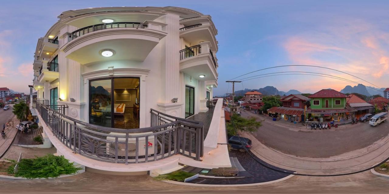Confetti Garden Hotel Vang Vieng Exterior photo
